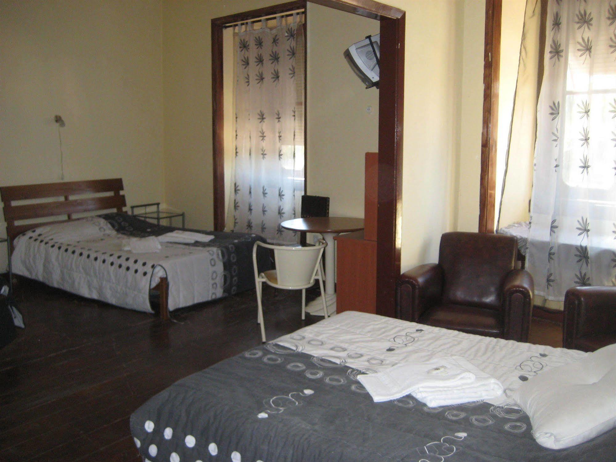 Hostel Avenida Coimbra Ngoại thất bức ảnh